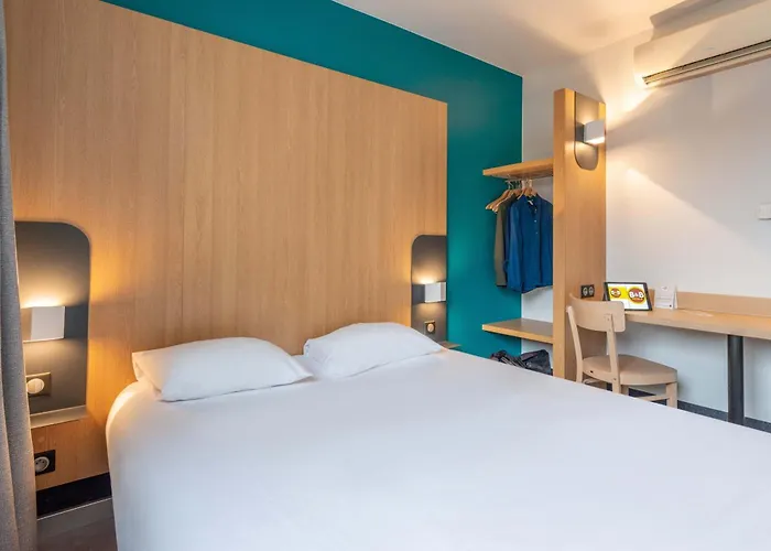 B&B Hotel Aix-En-Provence Le Tholonet